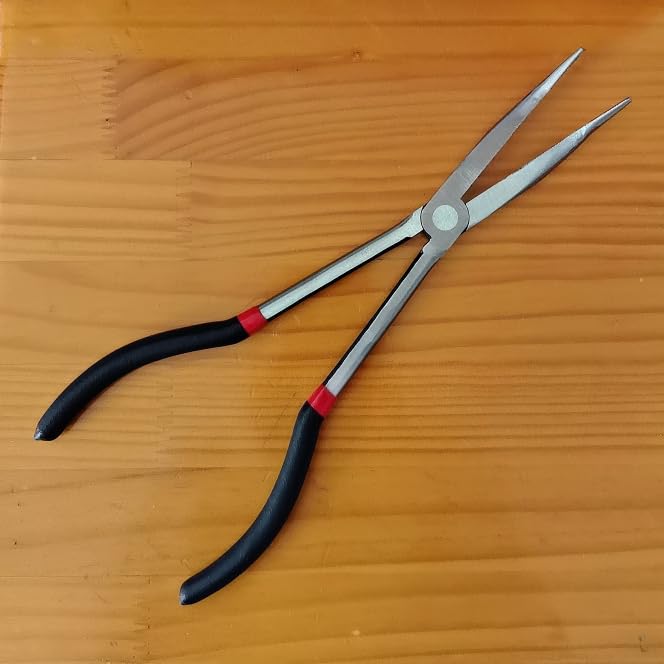 11-Inch Long Reach Needle Nose Pliers ，Straight Needle Nose Pliers with Milled Jaws & Non-Slip Grips for Mechanics, Electricians, and Home Repairs