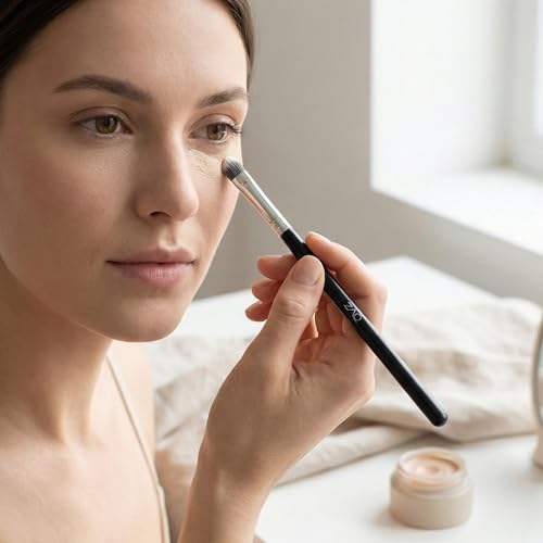 ZAQ Eye Shadow Brush for Blending, Concealer, Professional Tools for Applying Cream, Liquid Shadows and Eye Primer Base with Vegan Bristles - style: Blending Eyeshadow Brush